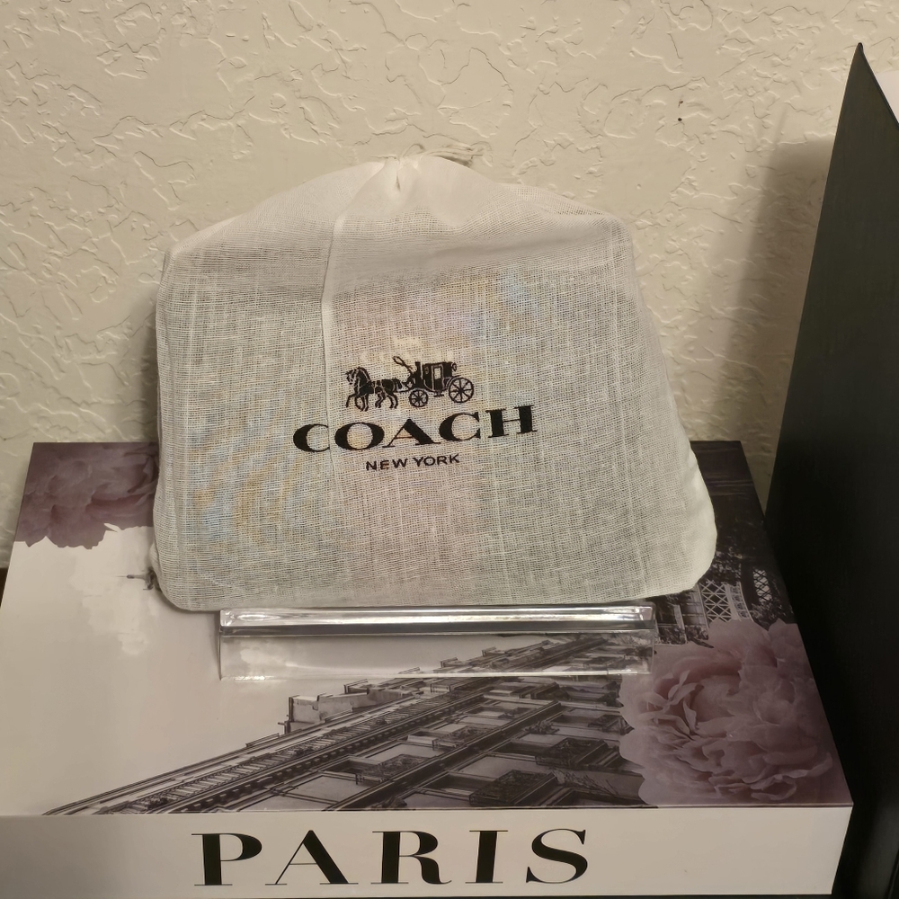 🆕️Coach Signature Monogram Brown/Red Wristlet W Dust Bag - Picture 12 of 12